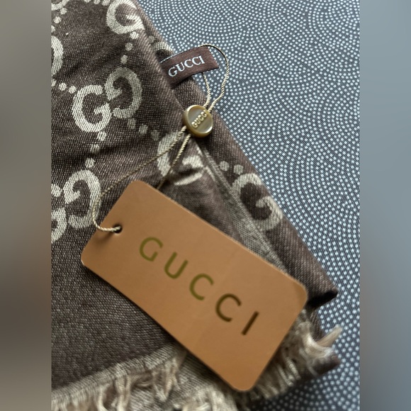 Gucci Scarf Long - Picture 2 of 7